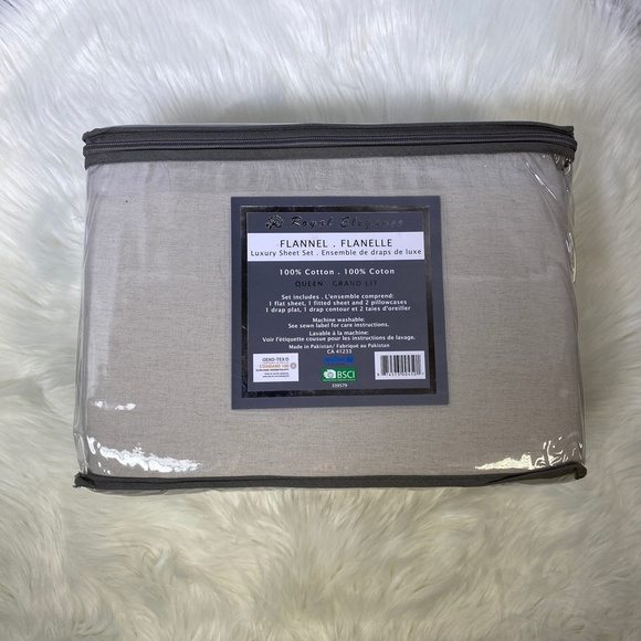 ✨SALE✨Queen 4pc Light Grey Flannel Bedsheets - Picture 3 of 4